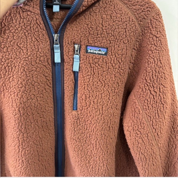 Women’s Patagonia Retro Pile Fleece Hooded Zip Up - XL - Picture 2 of 5